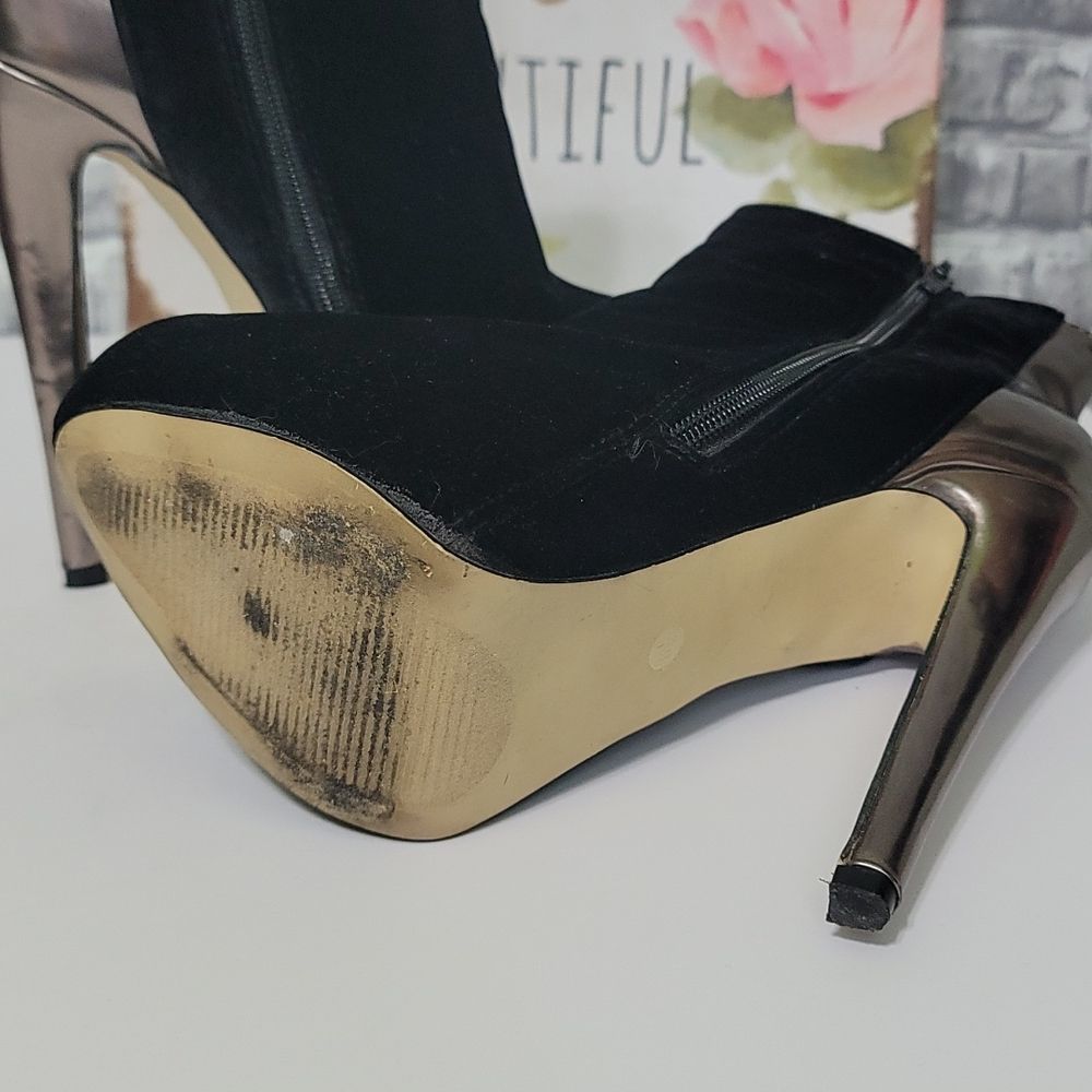 Bucco Platform Black & Gold Velvet Heeled Booties - Picture 11 of 16